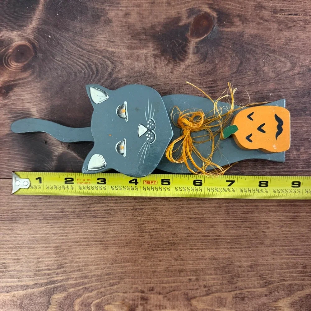 Vintage 1995 Pumpkin Hollow Wooden Black Cat Shelf Sitter Halloween Decor Grey